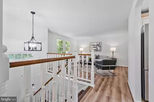 12809 Bexhill Ct, Herndon, VA 20171 - Photo 9