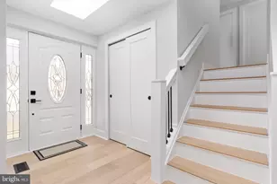 7944 Freehollow Dr, Falls Church, VA 22042 - Photo 3