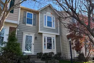 6052 Kestner Cir, Alexandria, VA 22315 - Photo 3