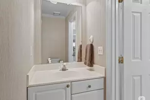 7441 Heatherfield Ln, Alexandria, VA 22315 - Photo 5