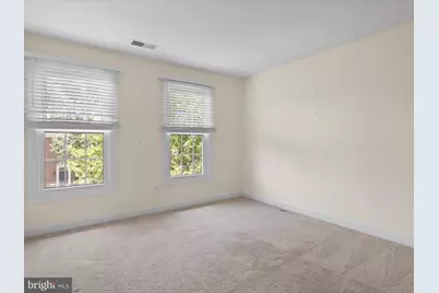 7441 Heatherfield Lane, Alexandria, VA 22315 - Photo 19