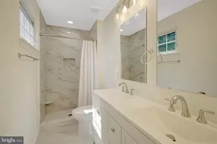 8527 Parliament Dr, Springfield, VA 22151 - Photo 35