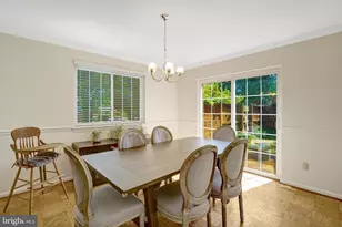 8527 Parliament Dr, Springfield, VA 22151 - Photo 9