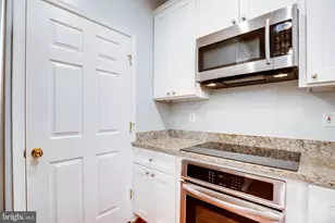 1571 Spring Gate Dr., McLean, VA 22102 - Photo 7