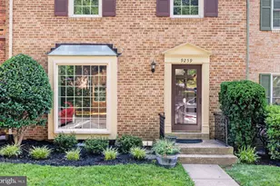9259 Bailey Ln, Fairfax, VA 22031 - Photo 5