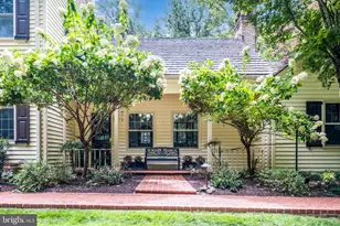 8107 Vista Point Ln, Fairfax Station, VA 22039 - Photo 7