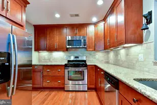 8011 Jackson Rd, Alexandria, VA 22308 - Photo 9