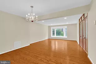 7428 Fountain Head Dr, Annandale, VA 22003 - Photo 5