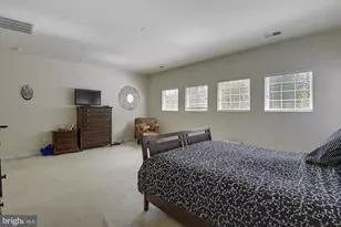 6087 Piney Woods Ct, Alexandria, VA 22315 - Photo 15