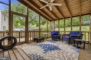 8853 Applecross Ln, Springfield, VA 22153 - Photo 33