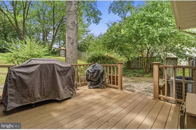 8853 Applecross Lane, Springfield, VA 22153 - Photo 35
