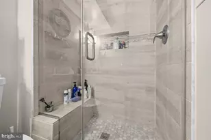 8853 Applecross Ln, Springfield, VA 22153 - Photo 29