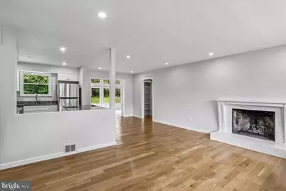 5002 Eastchester Circle, Alexandria, VA 22310 - Photo 5