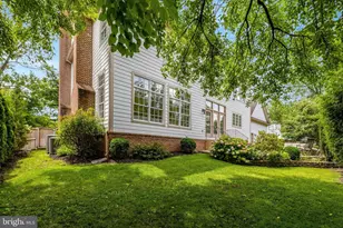 904 Locust St, Herndon, VA 20170 - Photo 63