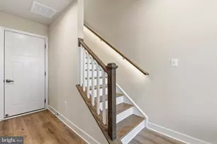 14016 Airfoil Rd, Herndon, VA 20171 - Photo 5