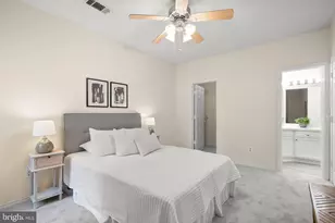 4405 Fair Stone Dr, Fairfax, VA 22033 - Photo 13