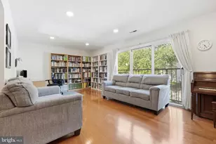 3695 Persimmon Cir, Fairfax, VA 22031 - Photo 23