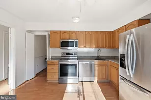 3695 Persimmon Cir, Fairfax, VA 22031 - Photo 19