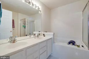 12729 Fair Crest Ct, Fairfax, VA 22033 - Photo 29