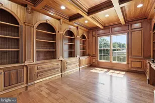 8813 Oak Leaf Dr, Alexandria, VA 22309 - Photo 19