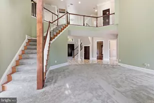 8813 Oak Leaf Dr, Alexandria, VA 22309 - Photo 11