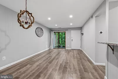 5816 Royal Ridge #L, Springfield, VA 22152 - Photo 3