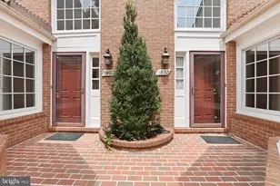 1902 Duffield Ln, Alexandria, VA 22307 - Photo 3
