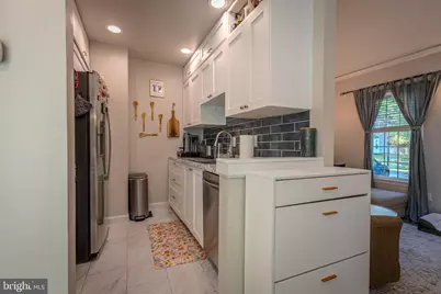 6301 Chimney Wood Court, Alexandria, VA 22306 - Photo 3