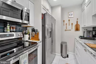 6301 Chimney Wood Court, Alexandria, VA 22306 - Photo 7