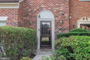 6261 Masefield Ct, Alexandria, VA 22304 - Photo 3