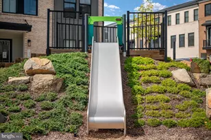 13716 Aviation Pl, Herndon, VA 20171 - Photo 29