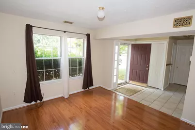 6128 Hoskins Hollow Circle, Centreville, VA 20121 - Photo 7