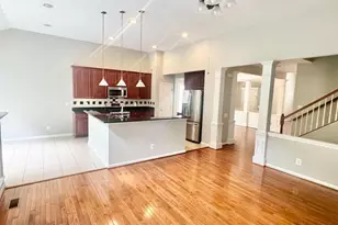 5346 Sammie Kay Ln, Centreville, VA 20120 - Photo 3