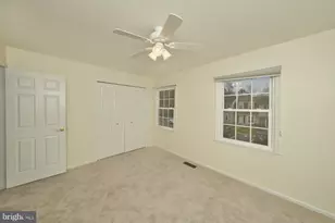 14426 Four Chimney Dr, Centreville, VA 20120 - Photo 23