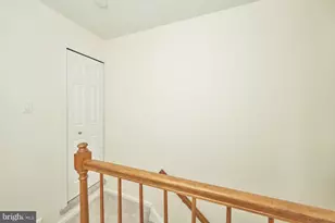 14426 Four Chimney Dr, Centreville, VA 20120 - Photo 29