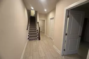 3165 Virginia Bluebell Ct, Fairfax, VA 22031 - Photo 5