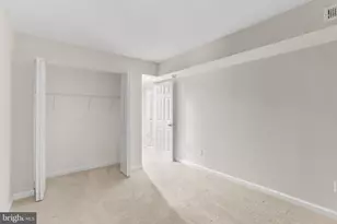 5818 Royal Ridge Dr, Springfield, VA 22152 - Photo 17