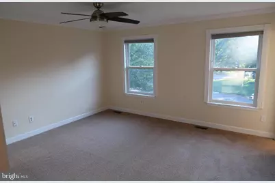 12000 Rosiers Branch Drive, Herndon, VA 20170 - Photo 11