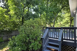 12000 Rosiers Branch Dr, Herndon, VA 20170 - Photo 5