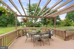 7190 Lake Cove Dr, Alexandria, VA 22315 - Photo 35