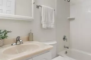 7190 Lake Cove Dr, Alexandria, VA 22315 - Photo 33