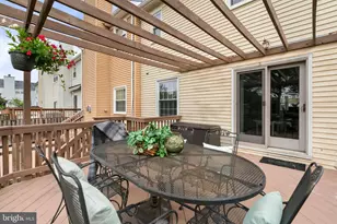 7190 Lake Cove Dr, Alexandria, VA 22315 - Photo 37