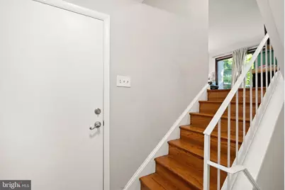 11041 Saffold Way, Reston, VA 20190 - Photo 5