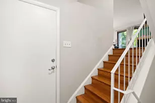 11041 Saffold Way, Reston, VA 20190 - Photo 5