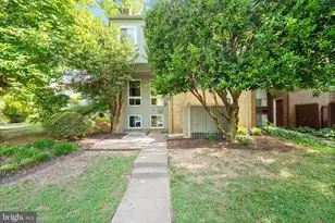 11041 Saffold Way, Reston, VA 20190 - Photo 3