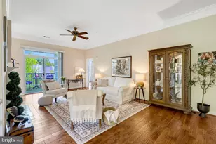 7871 Rolling Woods Ct, Springfield, VA 22152 - Photo 5
