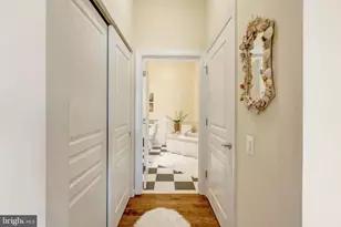 7871 Rolling Woods Ct, Springfield, VA 22152 - Photo 17
