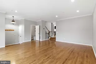 5279 Ballycastle Cir, Alexandria, VA 22315 - Photo 11