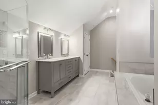 5279 Ballycastle Cir, Alexandria, VA 22315 - Photo 19