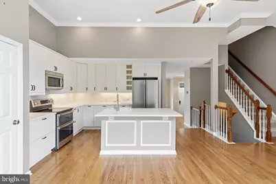 5279 Ballycastle Circle, Alexandria, VA 22315 - Photo 7